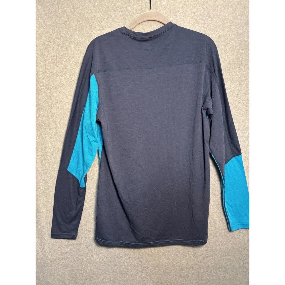 Norrona Falketind Equaliser Merino Wool Base Layer Men's M Hiking Gorpcore Top